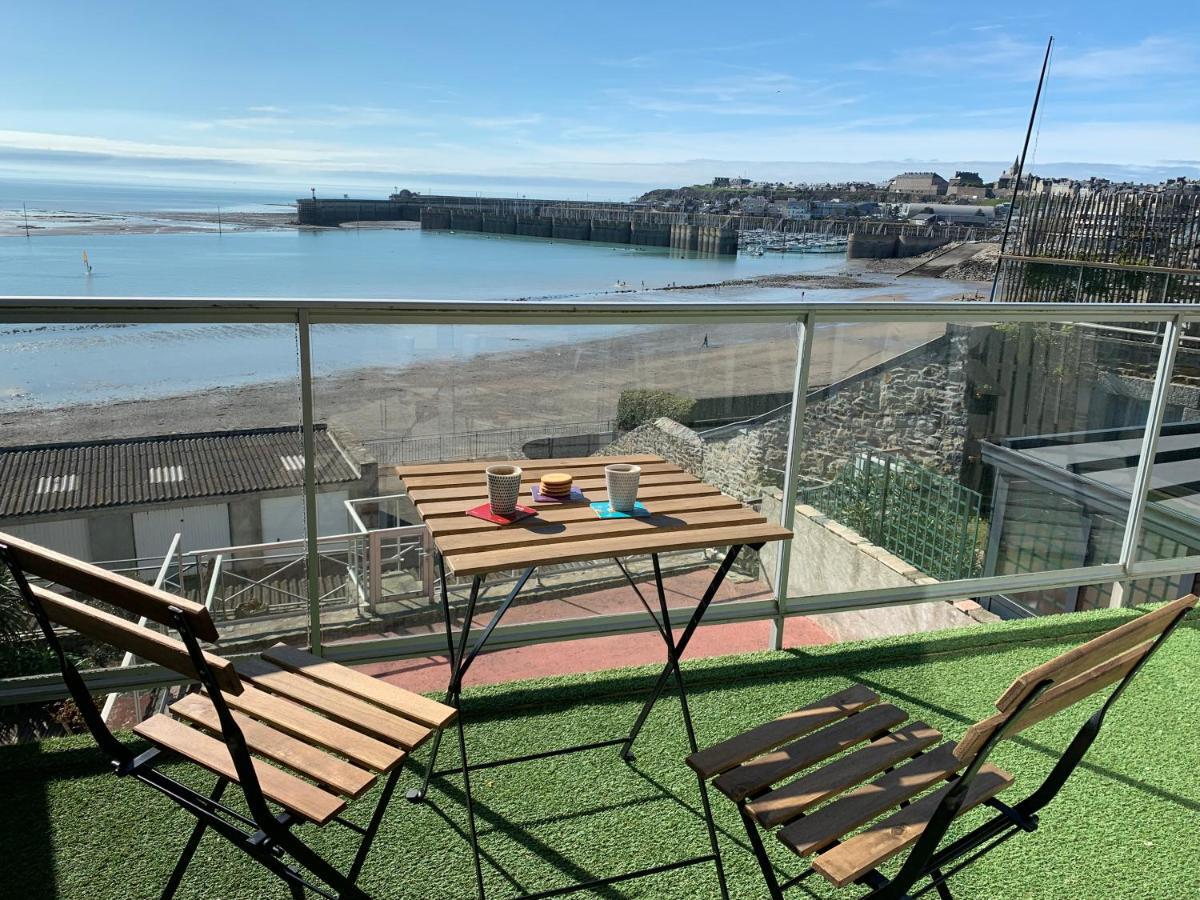 Un Balcon Sur La Mer, Acces Direct A La Plage Granville Eksteriør billede