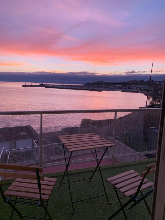 Un Balcon Sur La Mer, Acces Direct A La Plage Granville Eksteriør billede