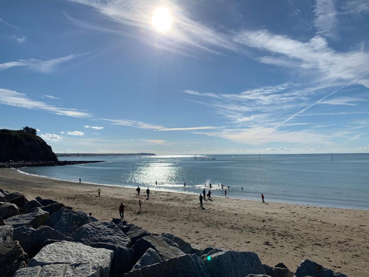 Un Balcon Sur La Mer, Acces Direct A La Plage Granville Eksteriør billede
